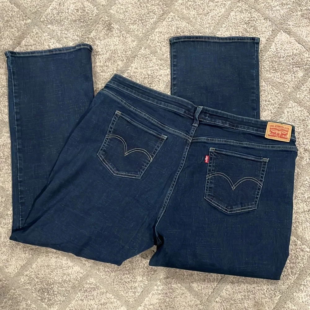 Levi’s dark denim 415 classic boot cut 30 inch inseam high rise - Picture 2 of 9